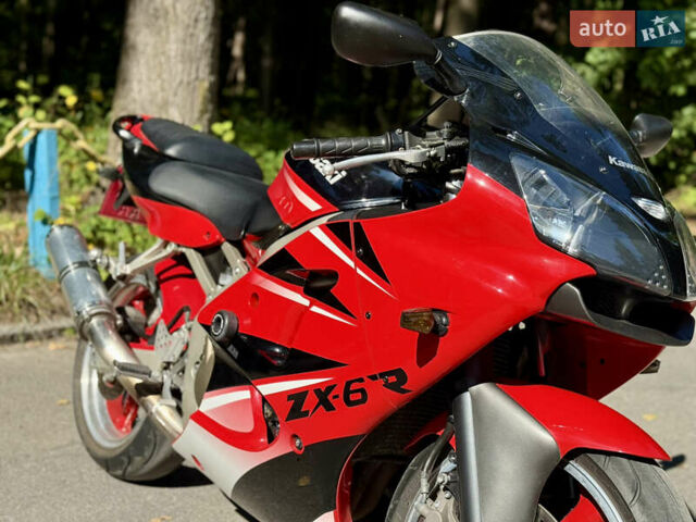 Красный Кавасаки Ninja ZX-6R, объемом двигателя 0.6 л и пробегом 33 тыс. км за 4000 $, фото 3 на Automoto.ua