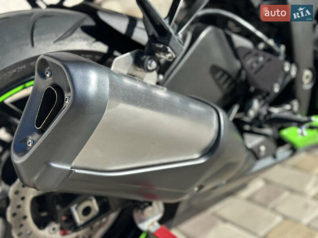 Зеленый Кавасаки Ninja ZX-6R, объемом двигателя 0.6 л и пробегом 18 тыс. км за 7800 $, фото 4 на Automoto.ua