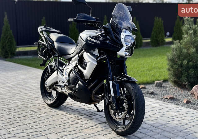 Чорний Кавасакі Versys 650, об'ємом двигуна 0.65 л та пробігом 10 тис. км за 6000 $, фото 2 на Automoto.ua