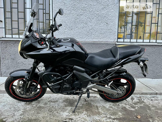 Черный Кавасаки Versys 650, объемом двигателя 0.65 л и пробегом 54 тыс. км за 4750 $, фото 3 на Automoto.ua