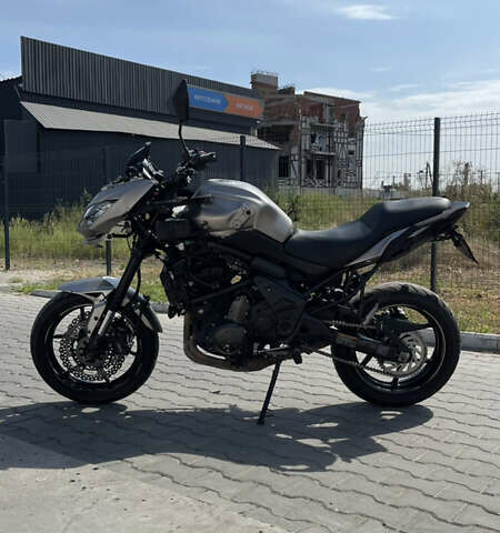 Черный Кавасаки Versys 650, объемом двигателя 0.65 л и пробегом 32 тыс. км за 5000 $, фото 2 на Automoto.ua