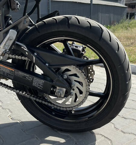 Черный Кавасаки Versys 650, объемом двигателя 0.65 л и пробегом 32 тыс. км за 5000 $, фото 20 на Automoto.ua