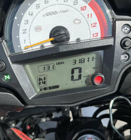 Черный Кавасаки Versys 650, объемом двигателя 0.65 л и пробегом 32 тыс. км за 5000 $, фото 29 на Automoto.ua