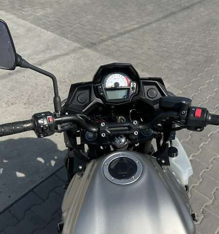 Черный Кавасаки Versys 650, объемом двигателя 0.65 л и пробегом 32 тыс. км за 5000 $, фото 28 на Automoto.ua