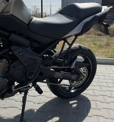 Черный Кавасаки Versys 650, объемом двигателя 0.65 л и пробегом 32 тыс. км за 5000 $, фото 14 на Automoto.ua