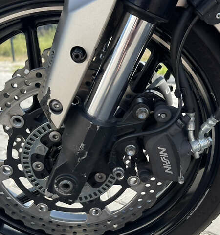 Черный Кавасаки Versys 650, объемом двигателя 0.65 л и пробегом 32 тыс. км за 5000 $, фото 30 на Automoto.ua