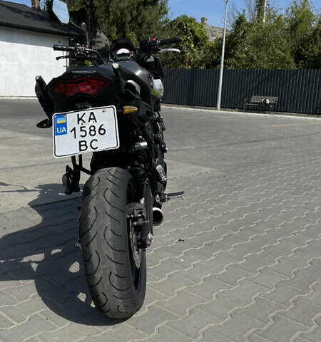Черный Кавасаки Versys 650, объемом двигателя 0.65 л и пробегом 32 тыс. км за 5000 $, фото 4 на Automoto.ua