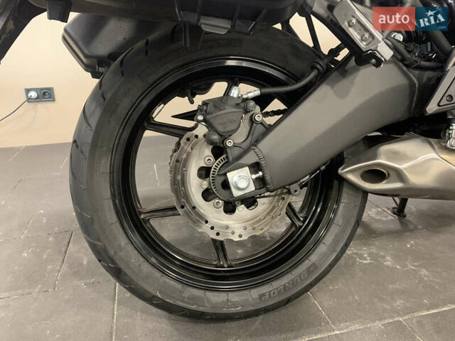 Черный Кавасаки Versys 650, объемом двигателя 0.65 л и пробегом 19 тыс. км за 10900 $, фото 20 на Automoto.ua