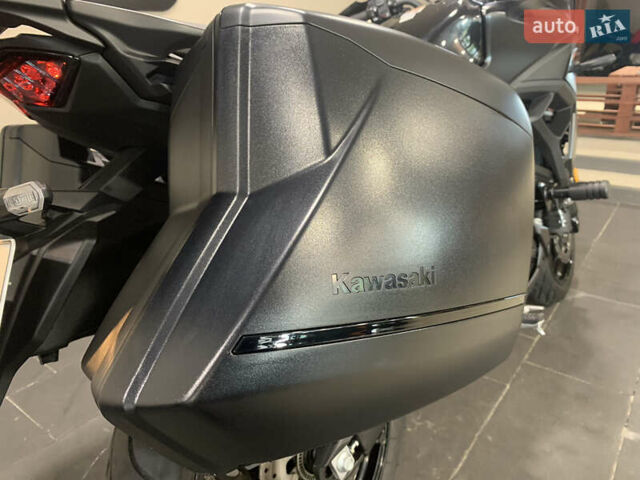 Черный Кавасаки Versys 650, объемом двигателя 0.65 л и пробегом 19 тыс. км за 10900 $, фото 19 на Automoto.ua