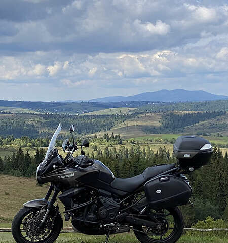 Кавасаки Versys 650 2013 в Киеве на Automoto.ua Коричневый Кавасаки Versys 650, объемом двигателя 0.65 л и пробегом 44 тыс. км за 6500 $, фото 1 на Automoto.ua