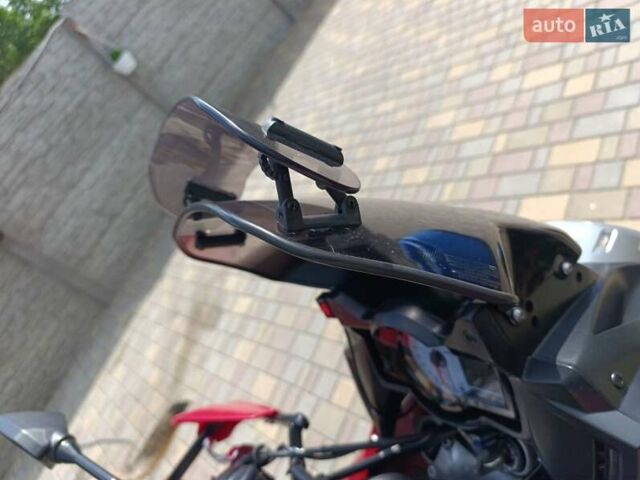 Красный Кавасаки Versys 650, объемом двигателя 0.65 л и пробегом 35 тыс. км за 5000 $, фото 16 на Automoto.ua