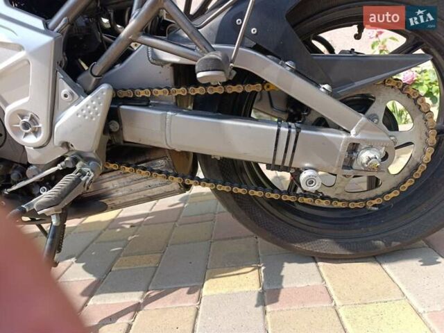 Красный Кавасаки Versys 650, объемом двигателя 0.65 л и пробегом 35 тыс. км за 5000 $, фото 9 на Automoto.ua