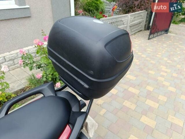 Красный Кавасаки Versys 650, объемом двигателя 0.65 л и пробегом 35 тыс. км за 5000 $, фото 19 на Automoto.ua