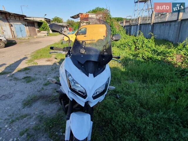 Кавасаки Versys 650, объемом двигателя 0 л и пробегом 27 тыс. км за 2999 $, фото 2 на Automoto.ua
