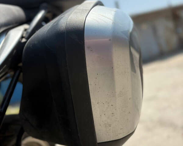 Серый Кавасаки Versys 650, объемом двигателя 0.65 л и пробегом 49 тыс. км за 4700 $, фото 25 на Automoto.ua
