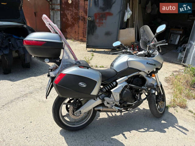 Серый Кавасаки Versys 650, объемом двигателя 0.65 л и пробегом 49 тыс. км за 4700 $, фото 3 на Automoto.ua