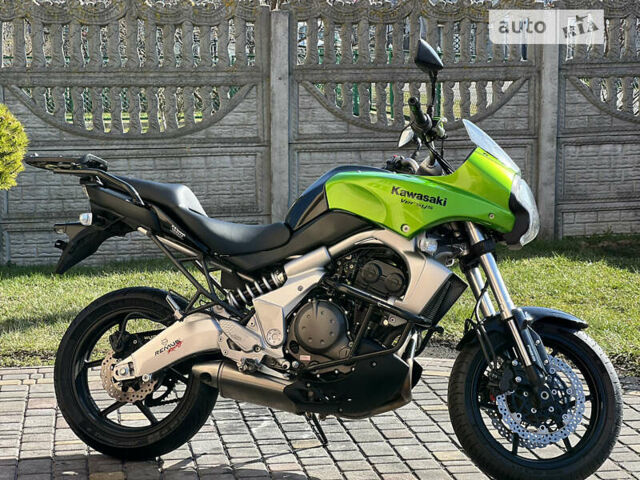 Зеленый Кавасаки Versys 650, объемом двигателя 0.65 л и пробегом 1 тыс. км за 5100 $, фото 6 на Automoto.ua