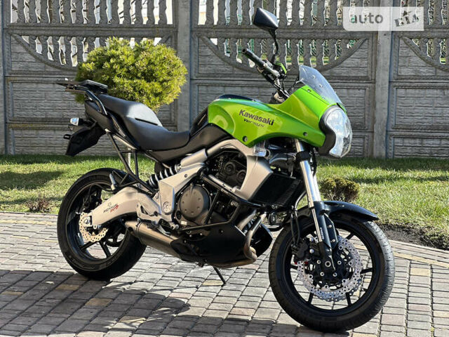 Зеленый Кавасаки Versys 650, объемом двигателя 0.65 л и пробегом 1 тыс. км за 5100 $, фото 5 на Automoto.ua