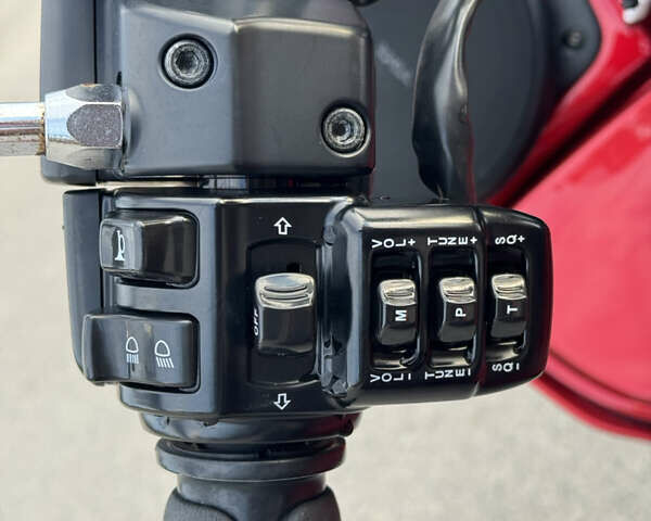 Червоний Кавасакі VN 1700, об'ємом двигуна 1.7 л та пробігом 43 тис. км за 8900 $, фото 18 на Automoto.ua