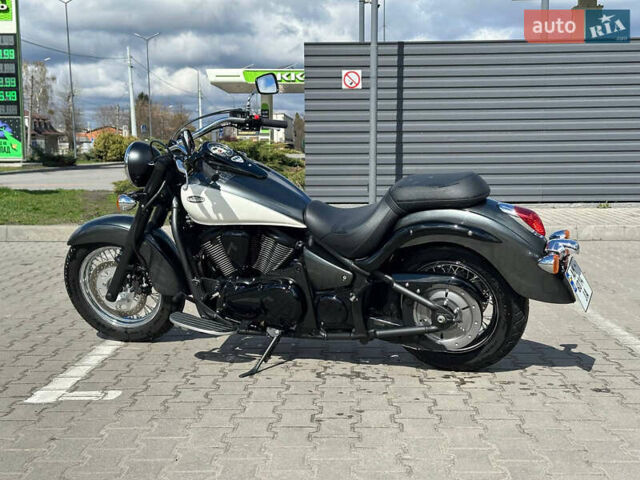 Серый Кавасаки VN 900, объемом двигателя 0.9 л и пробегом 1 тыс. км за 8999 $, фото 2 на Automoto.ua