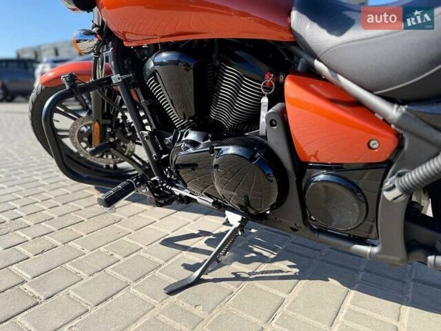 Помаранчевий Кавасакі VN 900, об'ємом двигуна 0.9 л та пробігом 12 тис. км за 7999 $, фото 11 на Automoto.ua