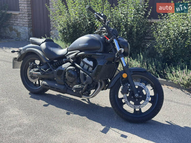 Черный Кавасаки Vulcan 650S, объемом двигателя 0.65 л и пробегом 10 тыс. км за 8200 $, фото 3 на Automoto.ua