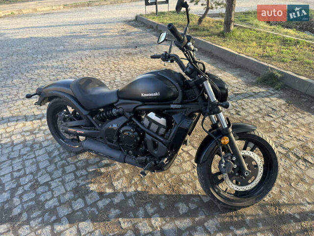 Черный Кавасаки Vulcan 650S, объемом двигателя 0.65 л и пробегом 4 тыс. км за 7500 $, фото 1 на Automoto.ua