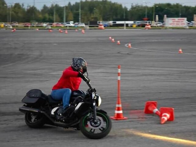 Черный Кавасаки Vulcan 650S, объемом двигателя 0.65 л и пробегом 8 тыс. км за 7000 $, фото 6 на Automoto.ua