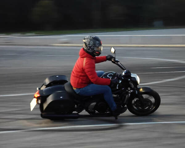 Черный Кавасаки Vulcan 650S, объемом двигателя 0.65 л и пробегом 8 тыс. км за 7000 $, фото 5 на Automoto.ua