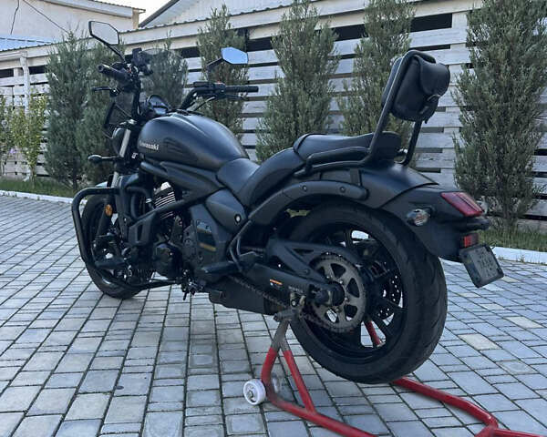 Черный Кавасаки Vulcan 650S, объемом двигателя 0 л и пробегом 17 тыс. км за 7999 $, фото 9 на Automoto.ua