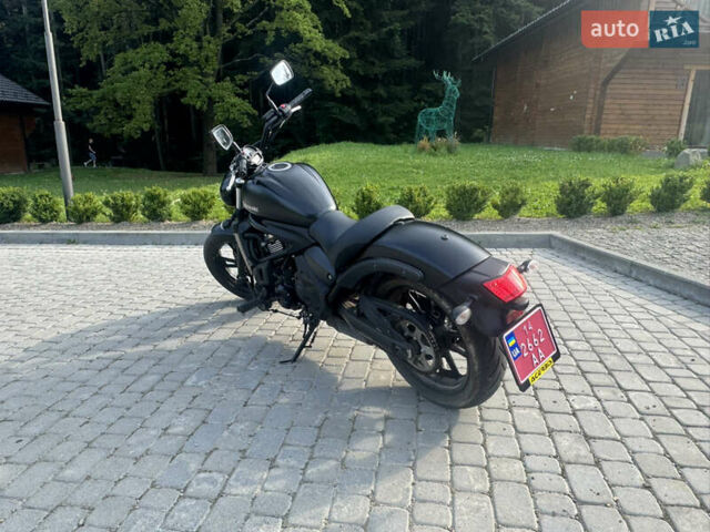 Черный Кавасаки Vulcan 650S, объемом двигателя 0.65 л и пробегом 4 тыс. км за 7500 $, фото 4 на Automoto.ua