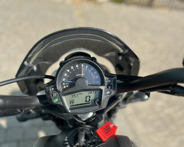 Черный Кавасаки Vulcan 650S, объемом двигателя 0.65 л и пробегом 2 тыс. км за 9300 $, фото 4 на Automoto.ua