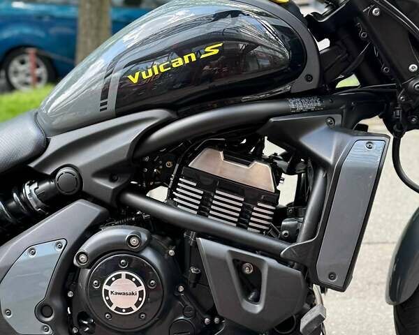 Серый Кавасаки Vulcan 650S, объемом двигателя 0 л и пробегом 3 тыс. км за 8300 $, фото 9 на Automoto.ua