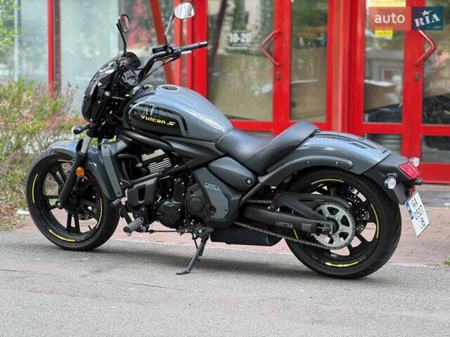 Серый Кавасаки Vulcan 650S, объемом двигателя 0 л и пробегом 3 тыс. км за 8300 $, фото 3 на Automoto.ua