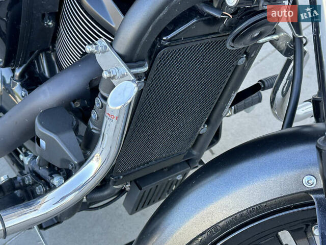 Серый Кавасаки Vulcan 900, объемом двигателя 0.9 л и пробегом 5 тыс. км за 6999 $, фото 12 на Automoto.ua