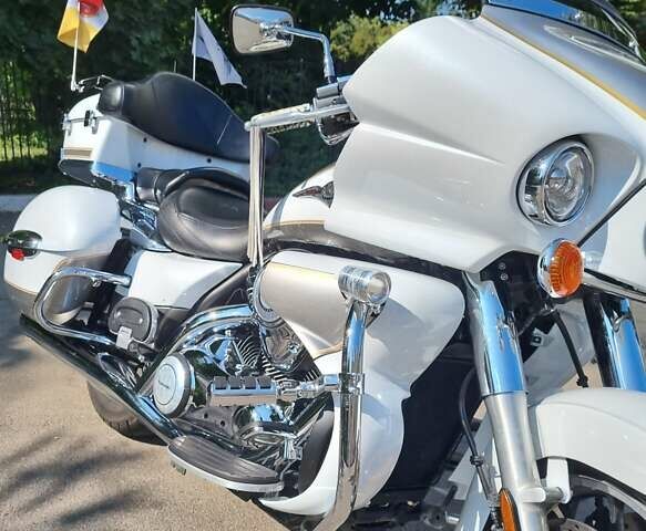 Білий Кавасакі Vulkan 1700 Voyager, об'ємом двигуна 1.7 л та пробігом 60 тис. км за 12000 $, фото 29 на Automoto.ua