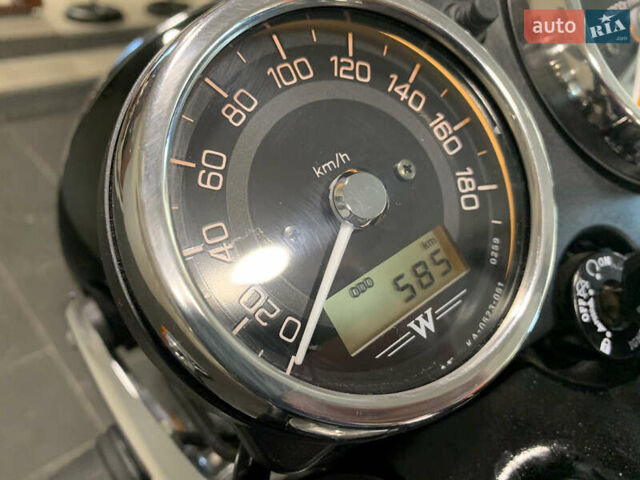 Черный Кавасаки W 800, объемом двигателя 0.8 л и пробегом 1 тыс. км за 13000 $, фото 14 на Automoto.ua