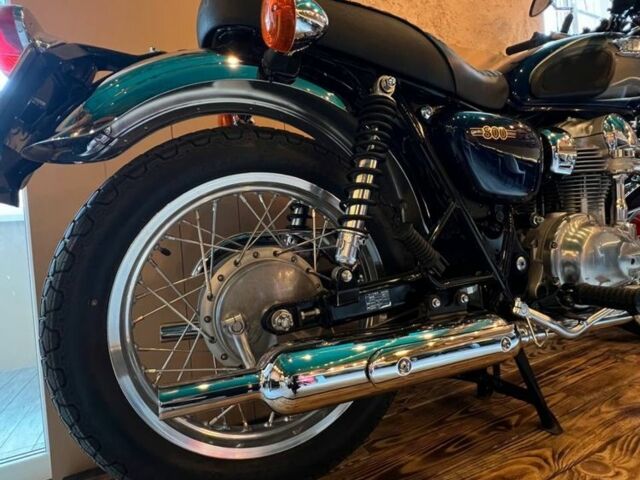 Кавасаки W 800, объемом двигателя 0.8 л и пробегом 0 тыс. км за 9653 $, фото 3 на Automoto.ua