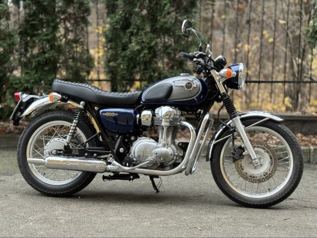 Кавасаки W 800, объемом двигателя 0 л и пробегом 0 тыс. км за 9500 $, фото 2 на Automoto.ua
