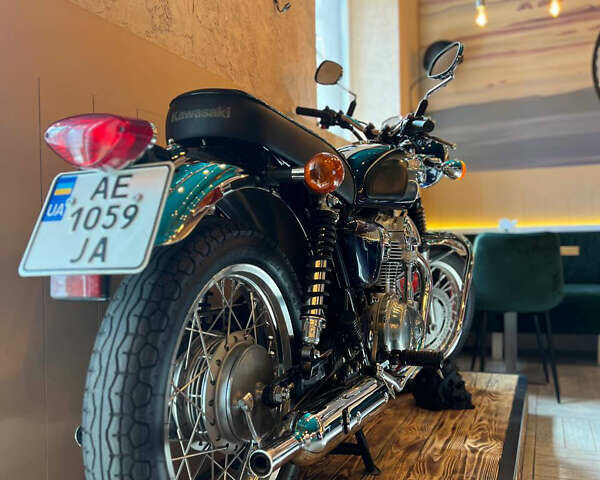 Синий Кавасаки W 800, объемом двигателя 0.8 л и пробегом 10 тыс. км за 9499 $, фото 7 на Automoto.ua