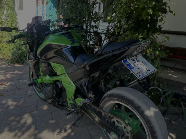 Кавасакі Z750 2008 у Хмельницькому на Automoto.ua Кавасакі Z750, об'ємом двигуна 0.75 л та пробігом 0 тис. км за 5500 $, фото 2 на Automoto.ua