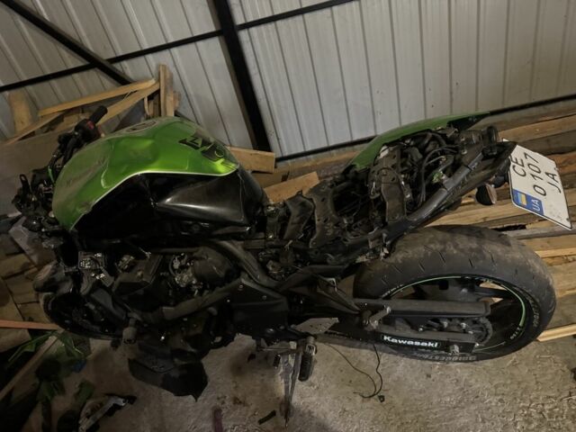 Кавасаки Z750, объемом двигателя 0.75 л и пробегом 0 тыс. км за 3499 $, фото 2 на Automoto.ua