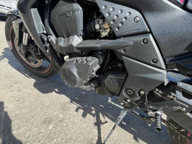 Кавасакі Z750 2010 у Хмельницькому на Automoto.ua Кавасакі Z750, об'ємом двигуна 0.75 л та пробігом 0 тис. км за 5800 $, фото 9 на Automoto.ua