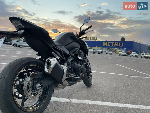 Черный Кавасаки Z900, объемом двигателя 0.9 л и пробегом 27 тыс. км за 9600 $, фото 6 на Automoto.ua