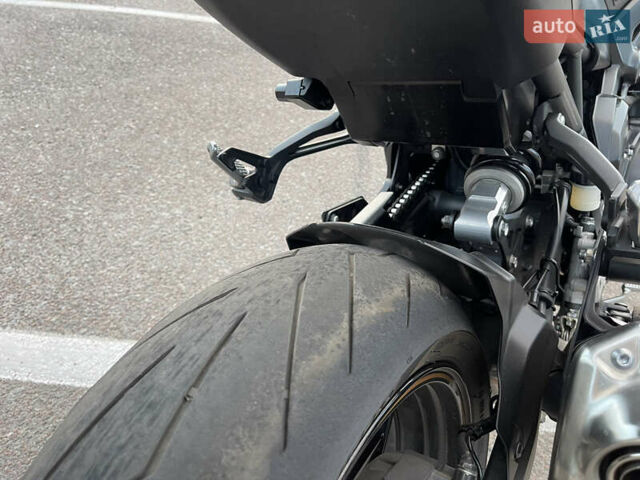 Черный Кавасаки Z900, объемом двигателя 0.9 л и пробегом 27 тыс. км за 9600 $, фото 7 на Automoto.ua