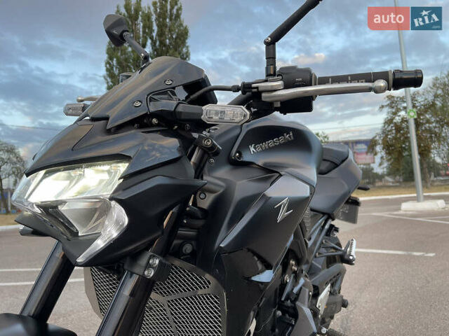 Черный Кавасаки Z900, объемом двигателя 0.9 л и пробегом 27 тыс. км за 9600 $, фото 23 на Automoto.ua
