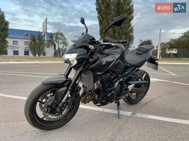 Черный Кавасаки Z900, объемом двигателя 0.9 л и пробегом 27 тыс. км за 9600 $, фото 32 на Automoto.ua