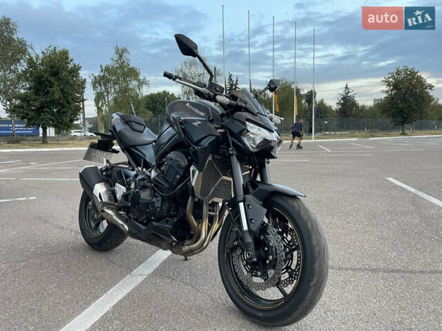 Черный Кавасаки Z900, объемом двигателя 0.9 л и пробегом 27 тыс. км за 9600 $, фото 11 на Automoto.ua