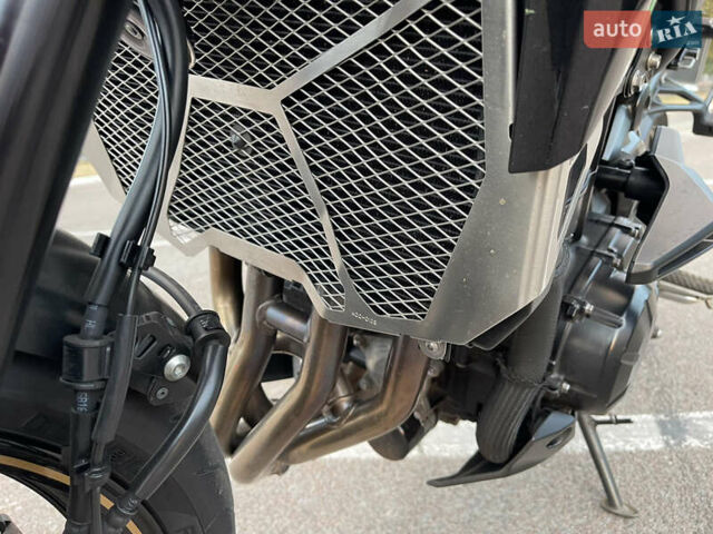 Черный Кавасаки Z900, объемом двигателя 0.9 л и пробегом 27 тыс. км за 9600 $, фото 24 на Automoto.ua