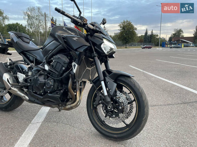 Черный Кавасаки Z900, объемом двигателя 0.9 л и пробегом 27 тыс. км за 9600 $, фото 2 на Automoto.ua